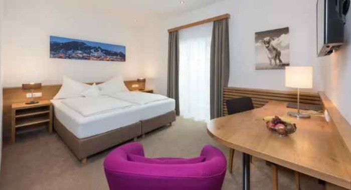 Hotel Resch, Kitzbuhel ski chalet, image 4